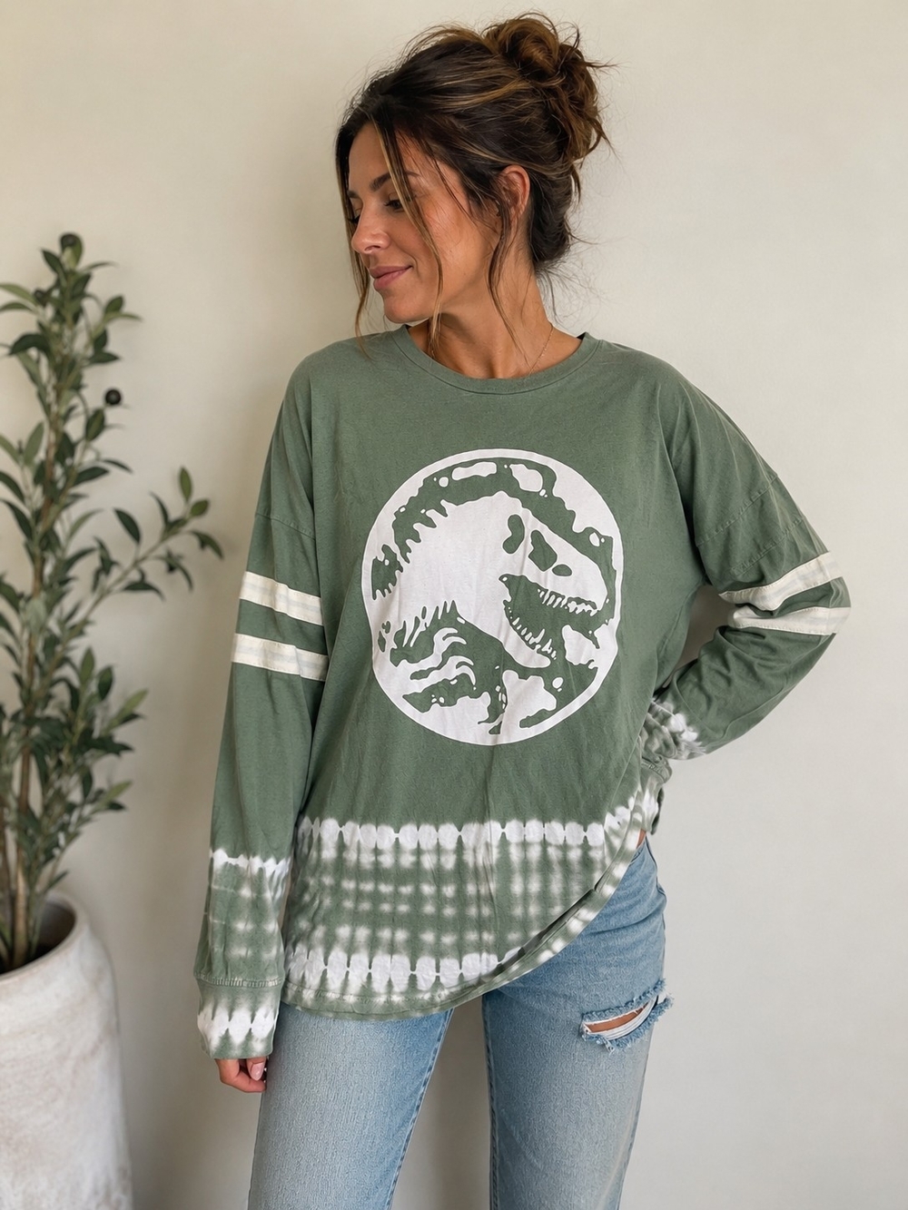 Jurassic World Dominion Tie Dye Shirt Medium Green Organic Cotton Dino Graphic